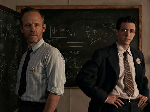 Picture of Frank Winter (John Benjamin Hickey) and Charlie Isaacs (Ashley Zuckerman)